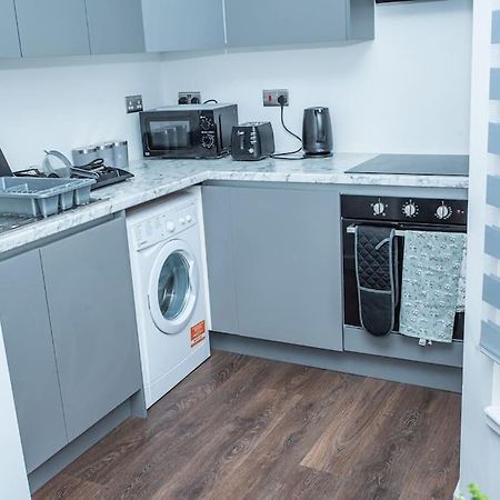 Aylesbury Apartment 1 With Free Parking Extérieur photo