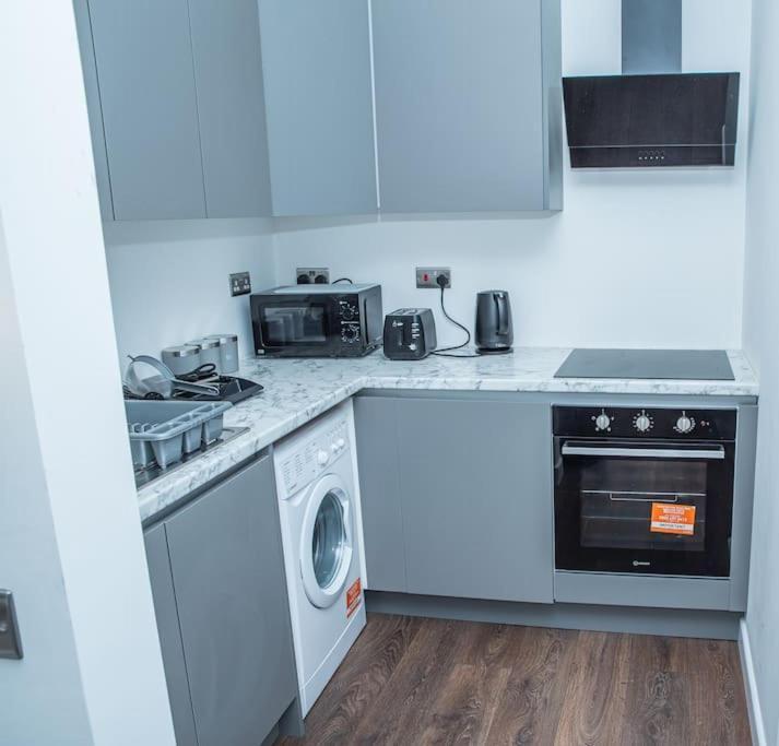 Aylesbury Apartment 1 With Free Parking Extérieur photo